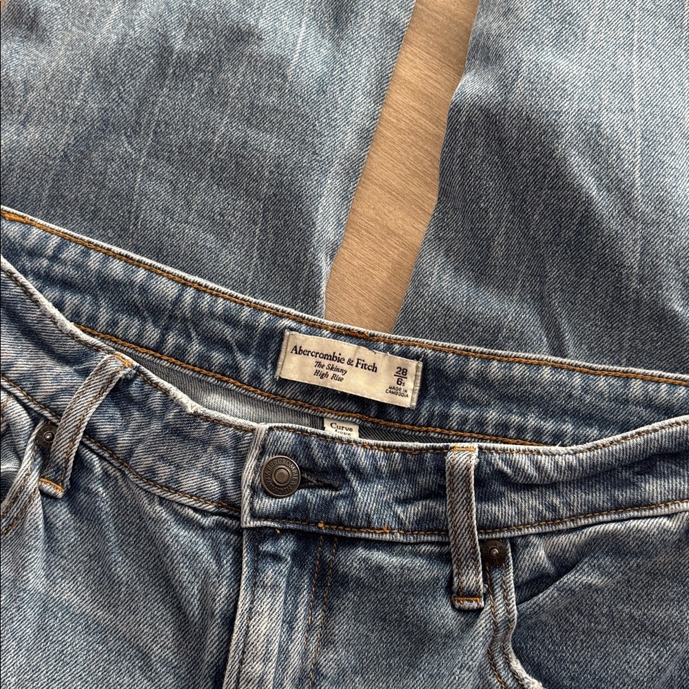 Abercrombie & Fitch The Skinny High Rise Pant Curve Love - Picture 5 of 8